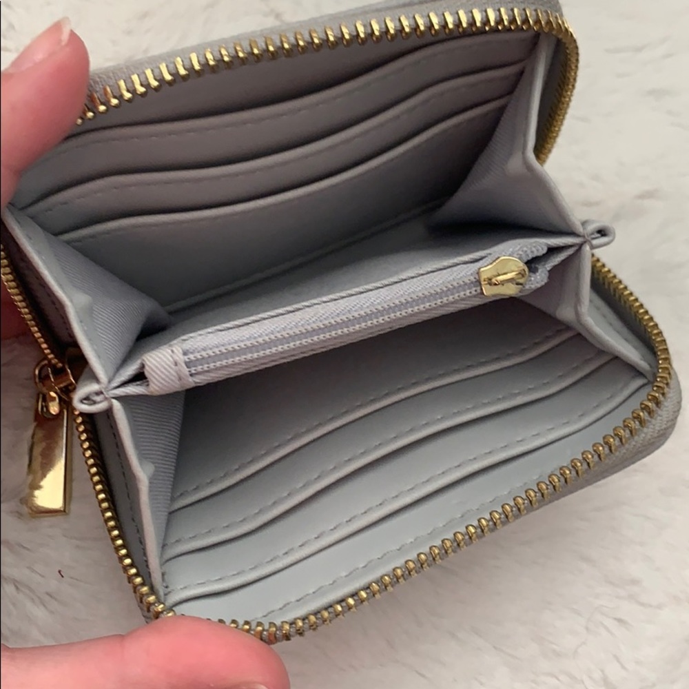 Gray Target Wallet - Picture 2 of 2